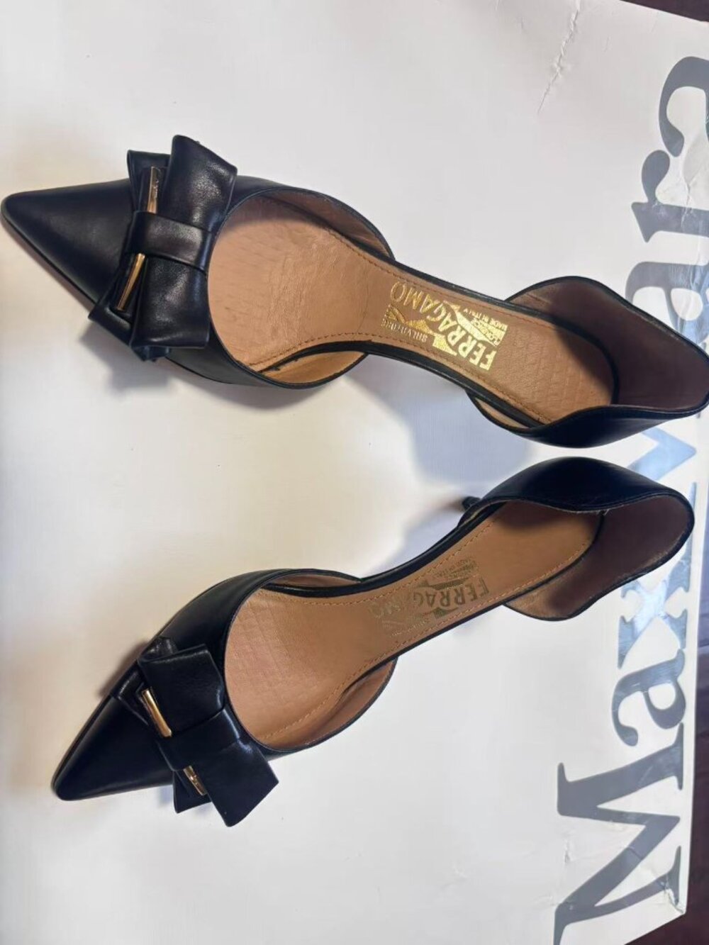 Salvatore Ferragamo Black Bow D’Orsay Pointed Toe Heels Size 7